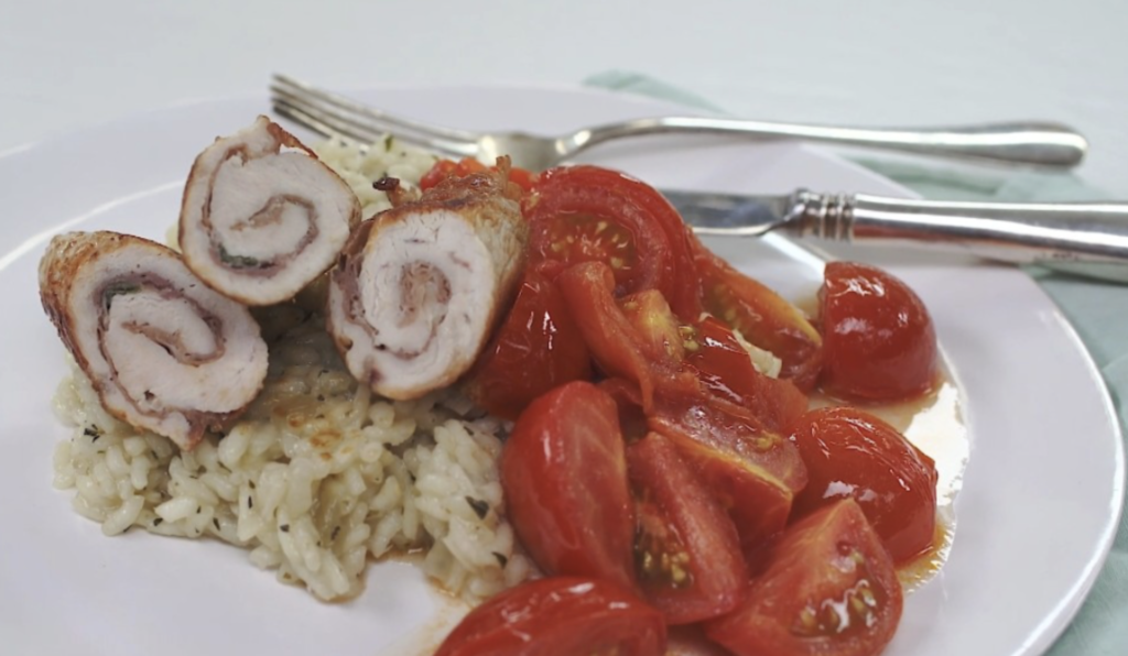Foto Kalkoensaltimbocca, risotto & gebakken tomaat